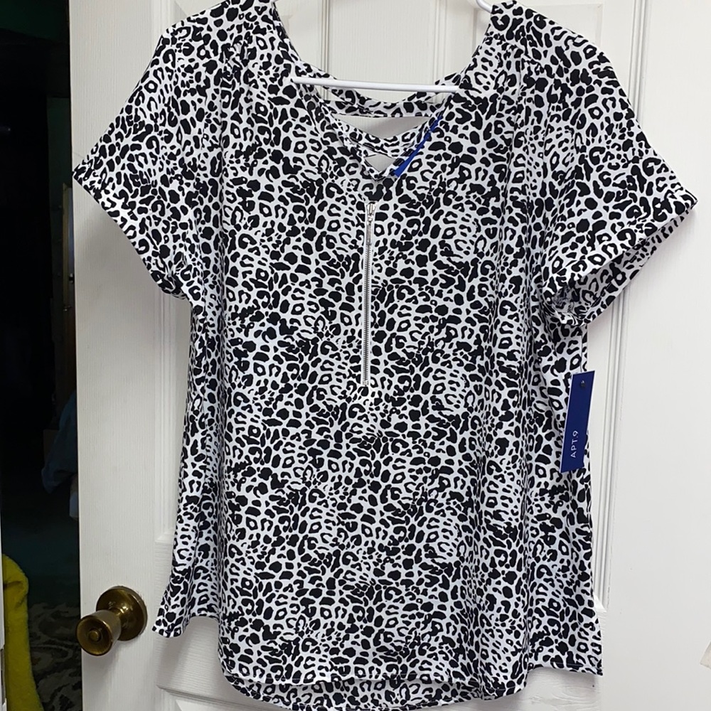 NWT APT. 9 Chetah white style top